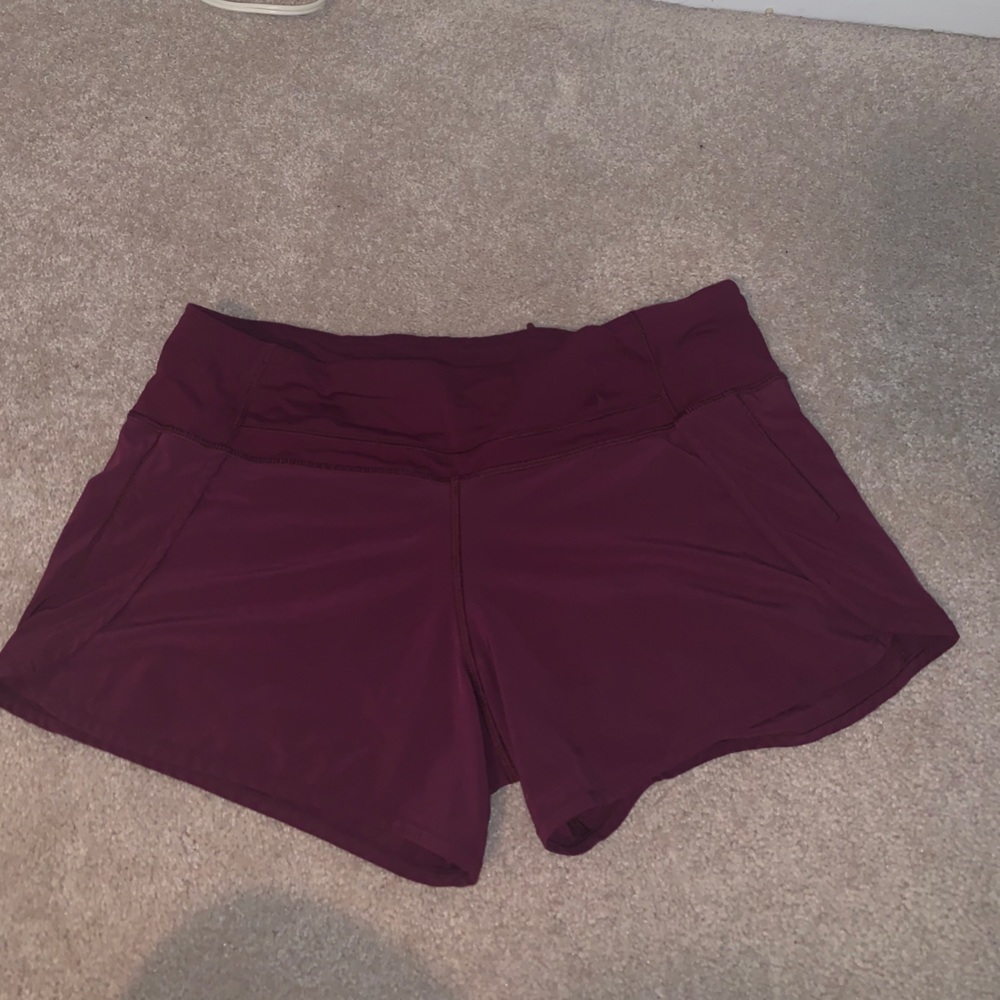 Lululemon run times short